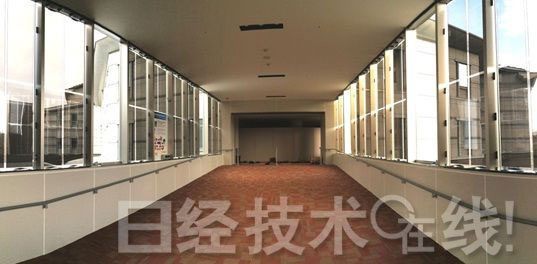 三菱化學(xué)推出貼在窗戶上使用的有機(jī)薄膜太陽能電池