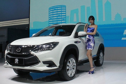 純電動(dòng)汽車(chē)中或?qū)⒄Q生國(guó)民車(chē) 市場(chǎng)龐大是最大優(yōu)勢(shì) 純電動(dòng)汽車(chē)中或?qū)⒄Q生國(guó)民車(chē) 市場(chǎng)龐大是最大優(yōu)勢(shì)