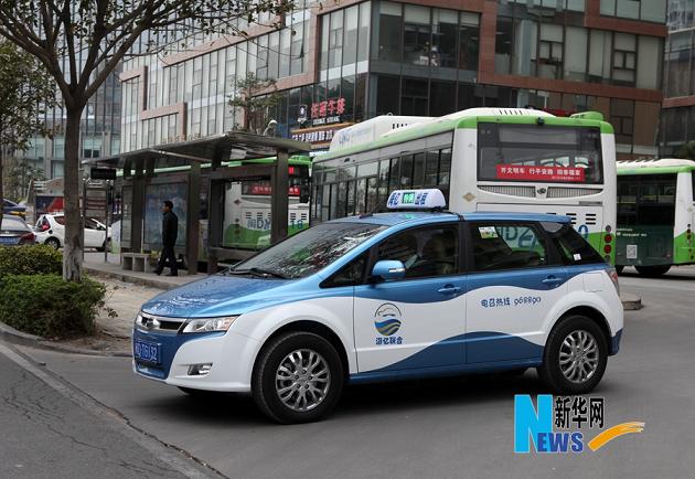 廈門今年將投放800臺純電動出租車 嘗試智能快速換電