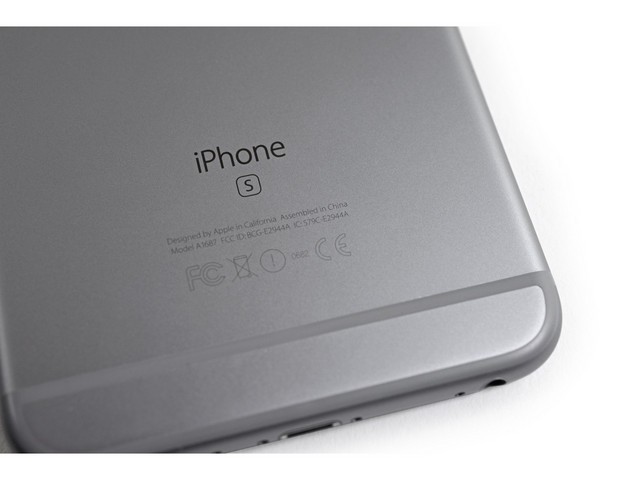 電池縮水為哪般 全新iPhone 6s Plus拆解(組圖) 電池縮水為哪般 全新iPhone 6s Plus拆解(組圖)