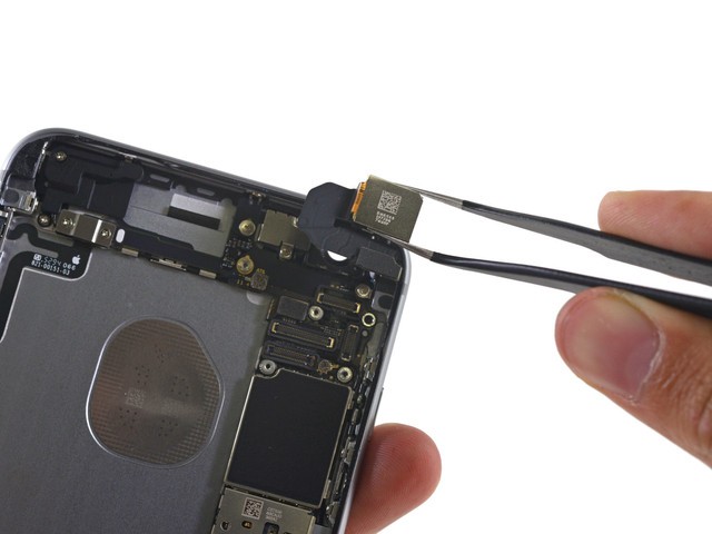 電池縮水為哪般 全新iPhone 6s Plus拆解（組圖）