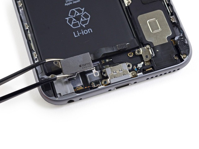 電池縮水為哪般 全新iPhone 6s Plus拆解（組圖）