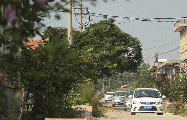 2015年世界休閑體育大賽青島萊西舉辦：體驗(yàn)北汽電動(dòng)車
