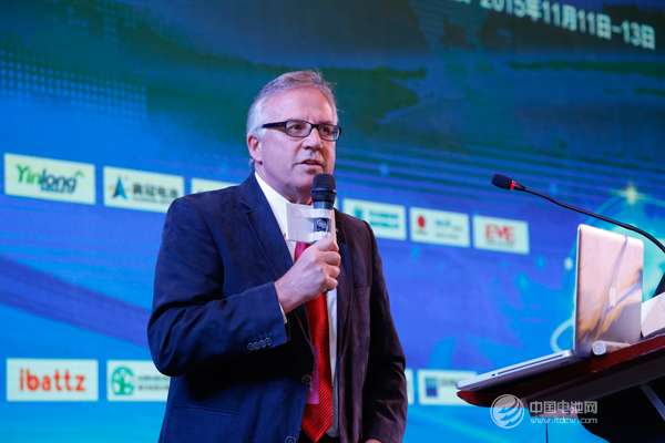 奧冠首席專家默茨 奧冠首席專家默茨