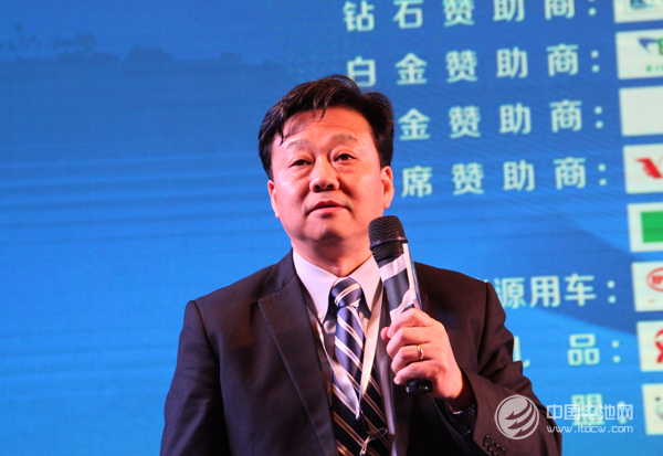 沃爾沃汽車中國研發(fā)公司總裁、中國-瑞典交通安全研究中心理事長沈峰