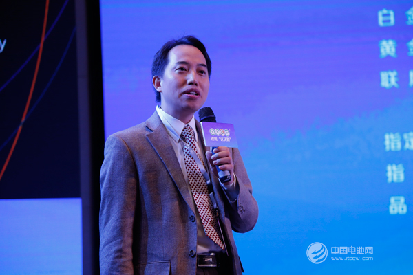 加拿大滑鐵盧大學鋅空氣電池第一人陳忠偉博士 加拿大滑鐵盧大學鋅空氣電池第一人陳忠偉博士