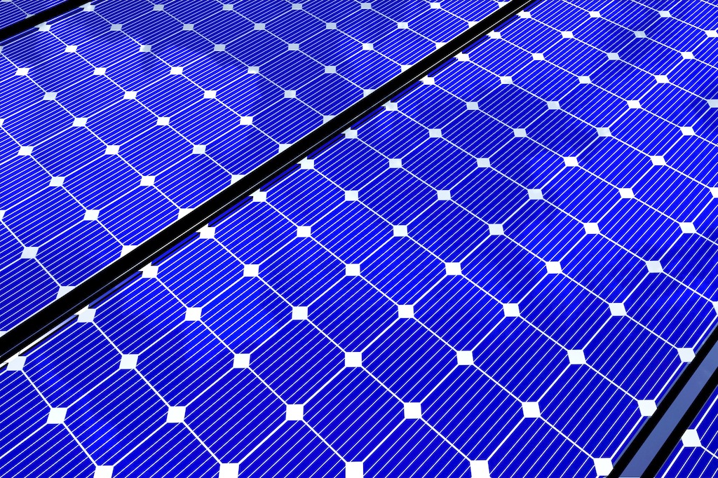 晶體硅與薄膜發電 誰是未來太陽能電池王者？