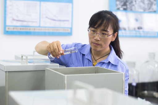 中航工業(yè)石墨烯科技發(fā)展與產(chǎn)業(yè)規(guī)劃 中航工業(yè)石墨烯科技發(fā)展與產(chǎn)業(yè)規(guī)劃