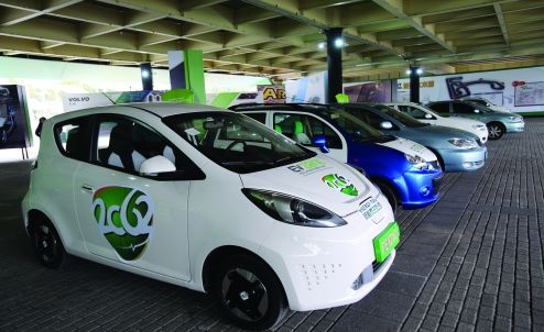 廣州市副市長周亞偉:2025年新能源車產量力爭達百萬 廣州市副市長周亞偉:2025年新能源車產量力爭達百萬