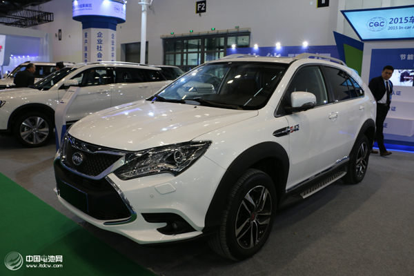 新能源汽車虛火過旺？2016年預計32-35萬輛規模