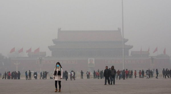 空氣污染紅色預(yù)警火了誰？純電動(dòng)車銷量超速增長