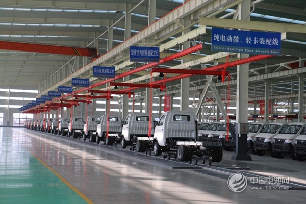 鋰電“達沃斯”秘書長于清教一行應邀調研海德新能汽車