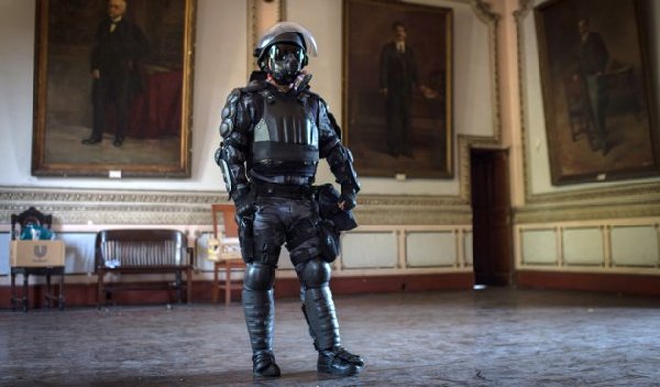 神奇的未來材料:石墨烯的軍事用途發展前沿 神奇的未來材料:石墨烯的軍事用途發展前沿