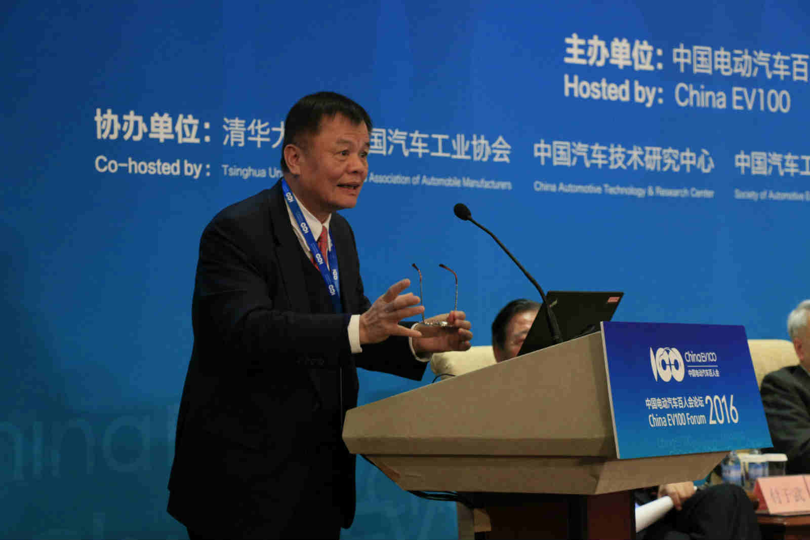 南京金龍客車制造有限公司董事長黃宏生 南京金龍客車制造有限公司董事長黃宏生