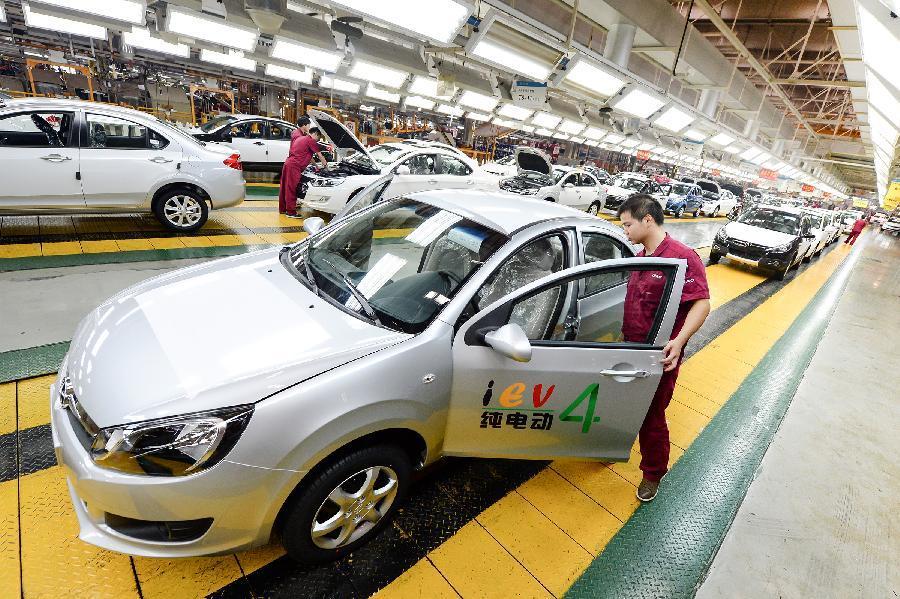 安徽新能源汽車保有量超3萬輛 今年計劃再推廣3萬輛 安徽新能源汽車保有量超3萬輛 今年計劃再推廣3萬輛