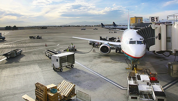 鋰電池緣何被航空界“拉仇恨”？乘坐飛機還是不帶為好