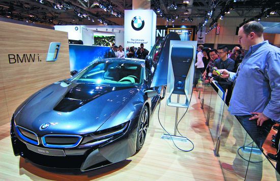 三股力量“逐鹿”新能源汽車 孰優(yōu)孰劣? 三股力量“逐鹿”新能源汽車 孰優(yōu)孰劣?