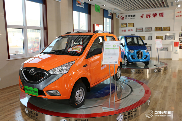 “轉(zhuǎn)正”爭(zhēng)議：低速電動(dòng)汽車(chē)路權(quán)之爭(zhēng)有解了？