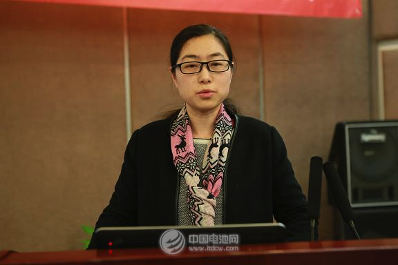 中航鋰電研究院王楠工程師發言 中航鋰電研究院王楠工程師發言