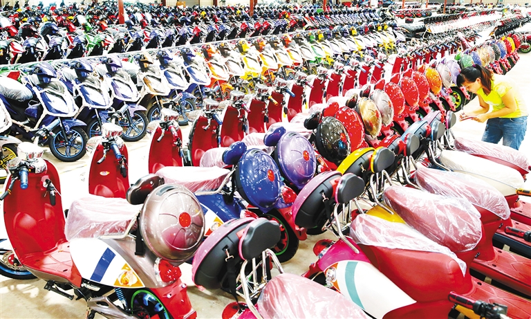 2015年1-12月我國累計生產電動自行車3003.1萬輛 2015年1-12月我國累計生產電動自行車3003.1萬輛