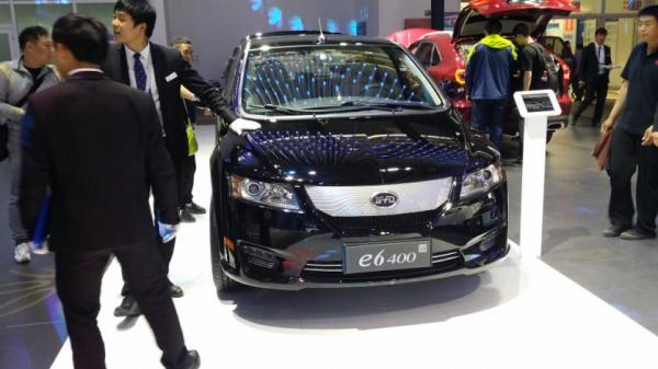 汪濤：新能源車市場真的“斷崖式下滑”了嗎？