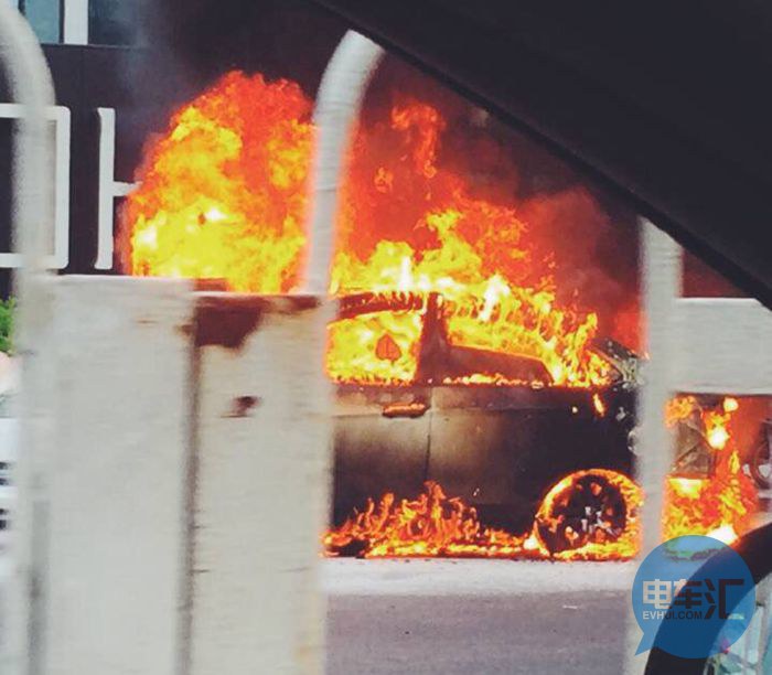 重磅|三里屯起火 iev5遭遇信任危機 重磅|三里屯起火 iev5遭遇信任危機