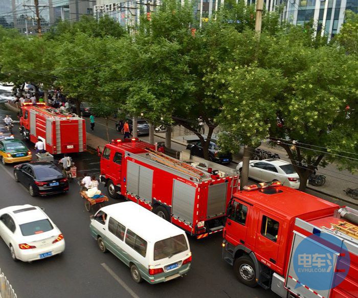 重磅|三里屯起火 iev5遭遇信任危機 重磅|三里屯起火 iev5遭遇信任危機