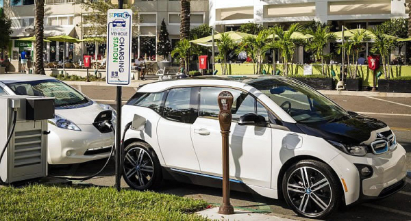 各國智能城市建設熱潮興起 電動汽車挑大梁 各國智能城市建設熱潮興起 電動汽車挑大梁