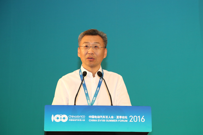 工業和信息化部裝備工業司司長 李東