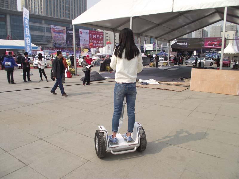 別把平衡車管成下一個(gè)電動(dòng)自行車 別把平衡車管成下一個(gè)電動(dòng)自行車