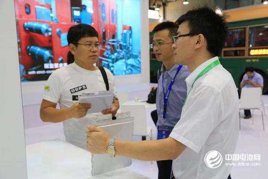 銀隆鈦電池產(chǎn)品性能如何？讓我為您作詳細(xì)講解