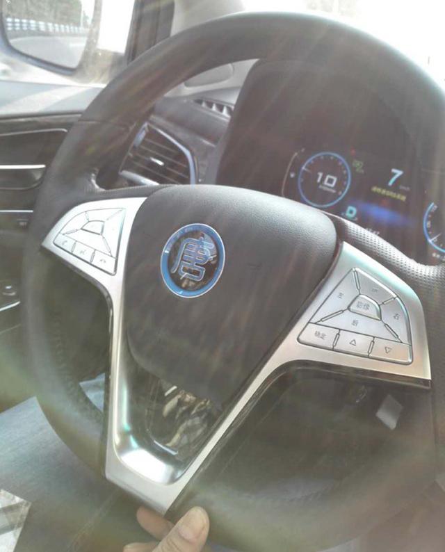 曝比亞迪新款唐外觀/內飾 細節將進行改進 曝比亞迪新款唐外觀/內飾 細節將進行改進