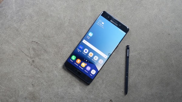 國行版被指也用問題電池 市場份額遭蘋果侵蝕 國行版被指也用問題電池 市場份額遭蘋果侵蝕