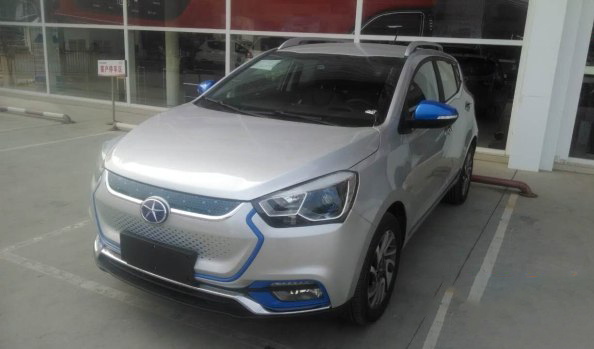 或?yàn)檫m應(yīng)新政策 江淮iEV6S換裝國(guó)產(chǎn)電池 或?yàn)檫m應(yīng)新政策 江淮iEV6S換裝國(guó)產(chǎn)電池