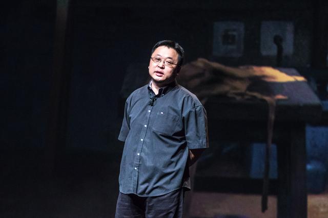 錘子科技一年半虧掉6億 羅永浩的情懷如何敗給現(xiàn)實? 錘子科技一年半虧掉6億 羅永浩的情懷如何敗給現(xiàn)實?