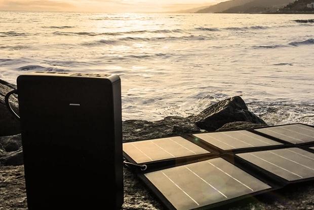 簡直是充電寶中的戰(zhàn)斗機 居然能給筆記本充電