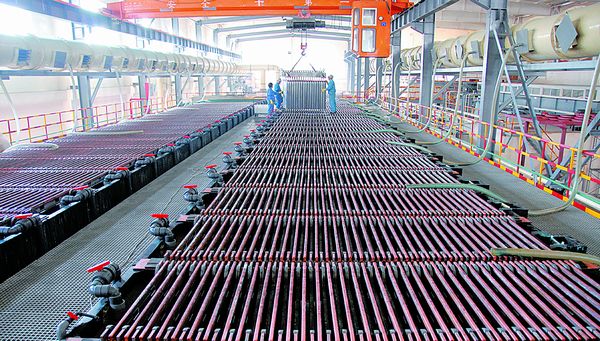 華友鈷業生產現場