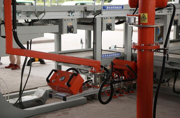 力帆首座能源站啟用 攜手妙盛動(dòng)力打造智能新能源汽車(chē)產(chǎn)業(yè)鏈.jpg 力帆首座能源站啟用 攜手妙盛動(dòng)力打造智能新能源汽車(chē)產(chǎn)業(yè)鏈.jpg