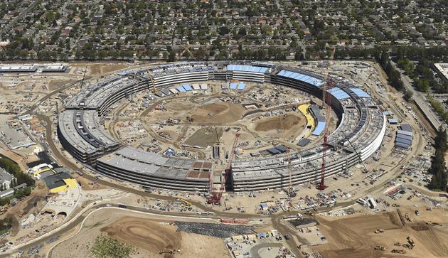 建設中的蘋果新總部大樓 建設中的蘋果新總部大樓