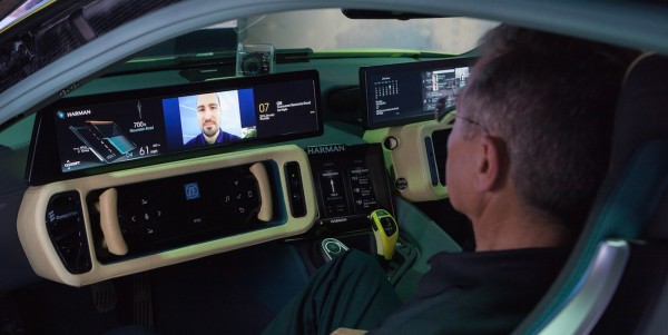 智能手機的下個戰場：三星要比蘋果先走一步了