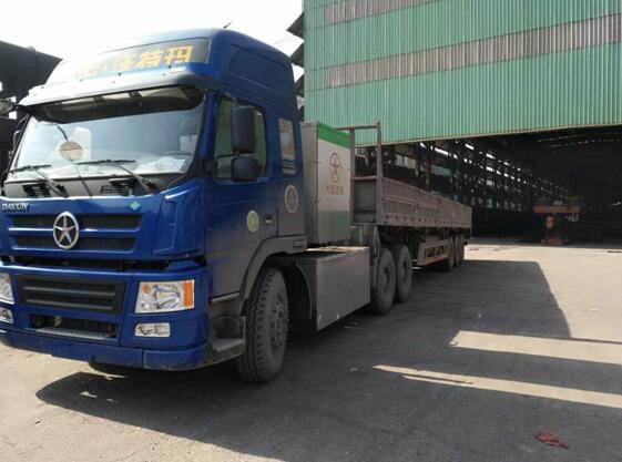 沃特瑪創新聯盟6X4純電動重型卡車正在準備裝載鋼板.jpg 沃特瑪創新聯盟6X4純電動重型卡車正在準備裝載鋼板.jpg