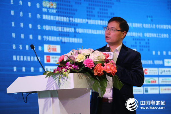 中國科學院青海鹽湖研究所博士 李法強 中國科學院青海鹽湖研究所博士 李法強