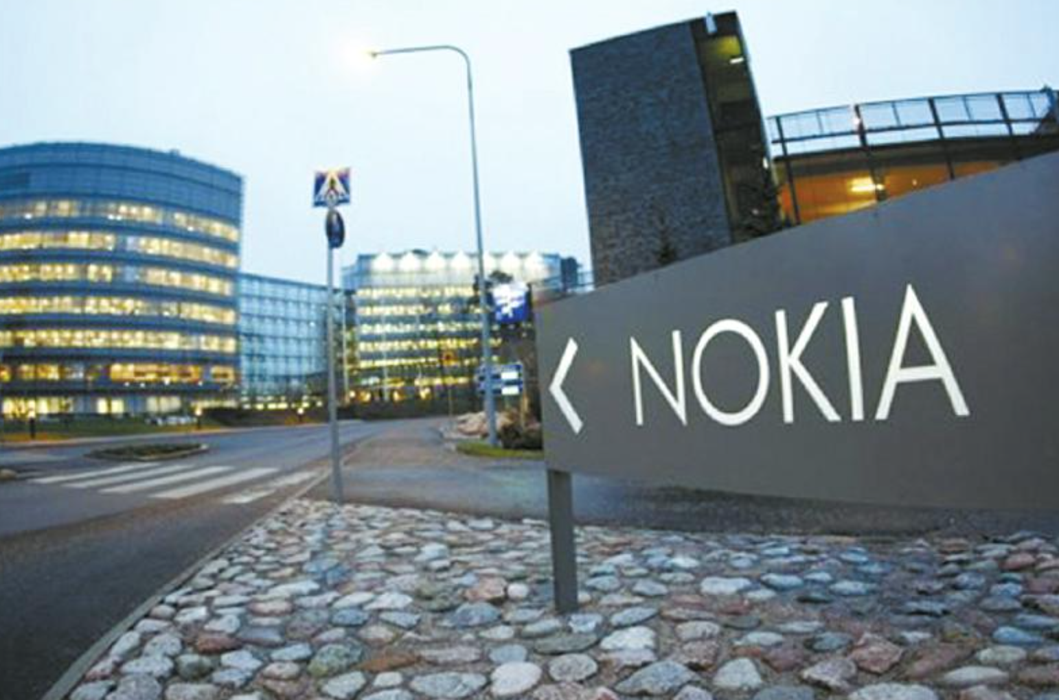 諾基亞重返智能手機(jī)市場(chǎng)道路不平坦 能再現(xiàn)輝煌嗎? 諾基亞重返智能手機(jī)市場(chǎng)道路不平坦 能再現(xiàn)輝煌嗎?