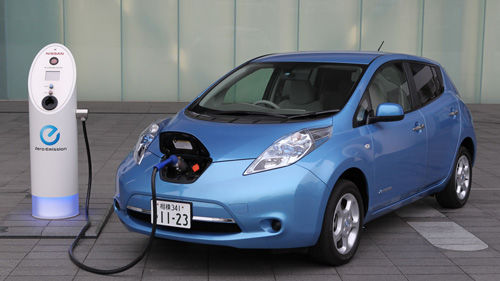 可續(xù)航400公里 日立研發(fā)純電動車鋰電池獲新突破