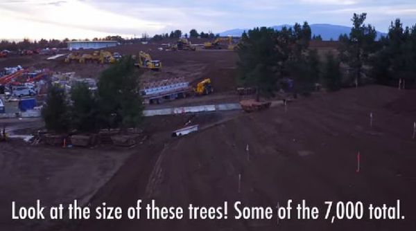 蘋果Campus 2 飛船總部4K無人機捕捉禮堂鏡頭 蘋果Campus 2 飛船總部4K無人機捕捉禮堂鏡頭