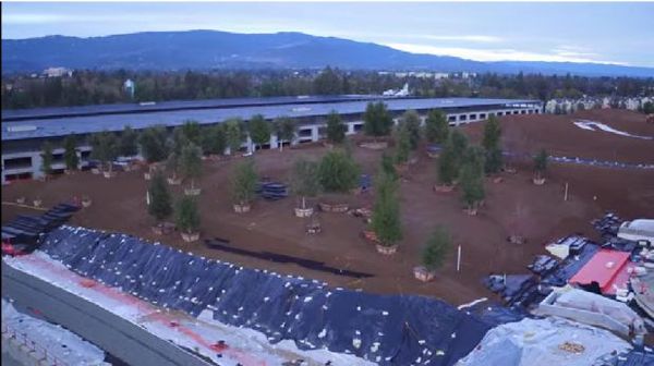 蘋果Campus 2 飛船總部4K無人機捕捉禮堂鏡頭 蘋果Campus 2 飛船總部4K無人機捕捉禮堂鏡頭