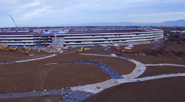 蘋果Campus 2 飛船總部4K無人機捕捉禮堂鏡頭 蘋果Campus 2 飛船總部4K無人機捕捉禮堂鏡頭