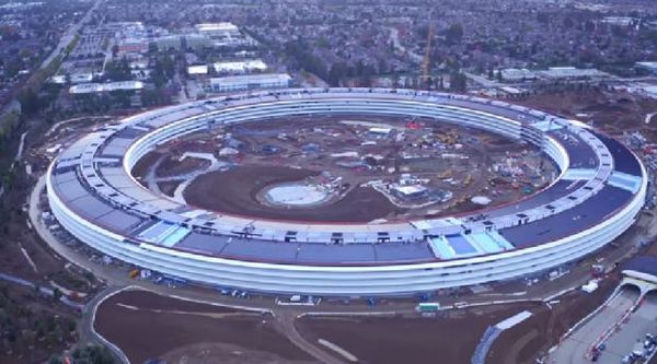 蘋果Campus 2 飛船總部4K無人機捕捉禮堂鏡頭 蘋果Campus 2 飛船總部4K無人機捕捉禮堂鏡頭