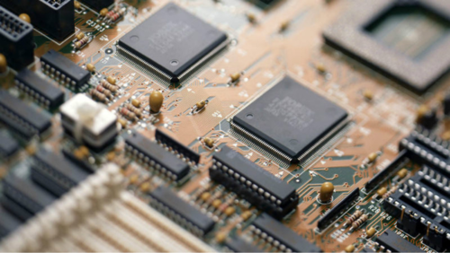 國內移動電源生產商已超5000家 盤點2016年市場5大演進趨勢