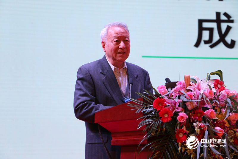 國家科技部 863 計劃電動汽車重大科技專項特聘專家王秉剛 國家科技部 863 計劃電動汽車重大科技專項特聘專家王秉剛